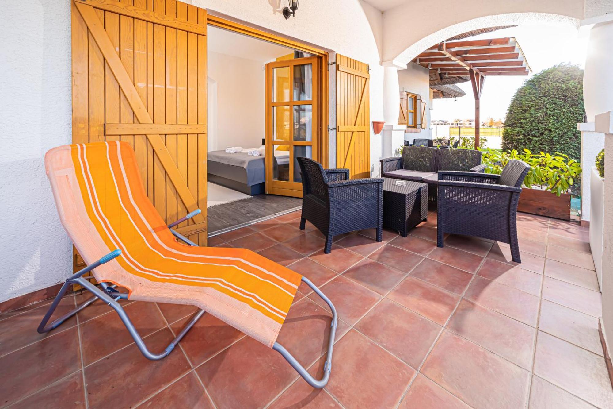 Rigotanya Relax & Wellness Panzio Buekfuerdo Hotel Buitenkant foto