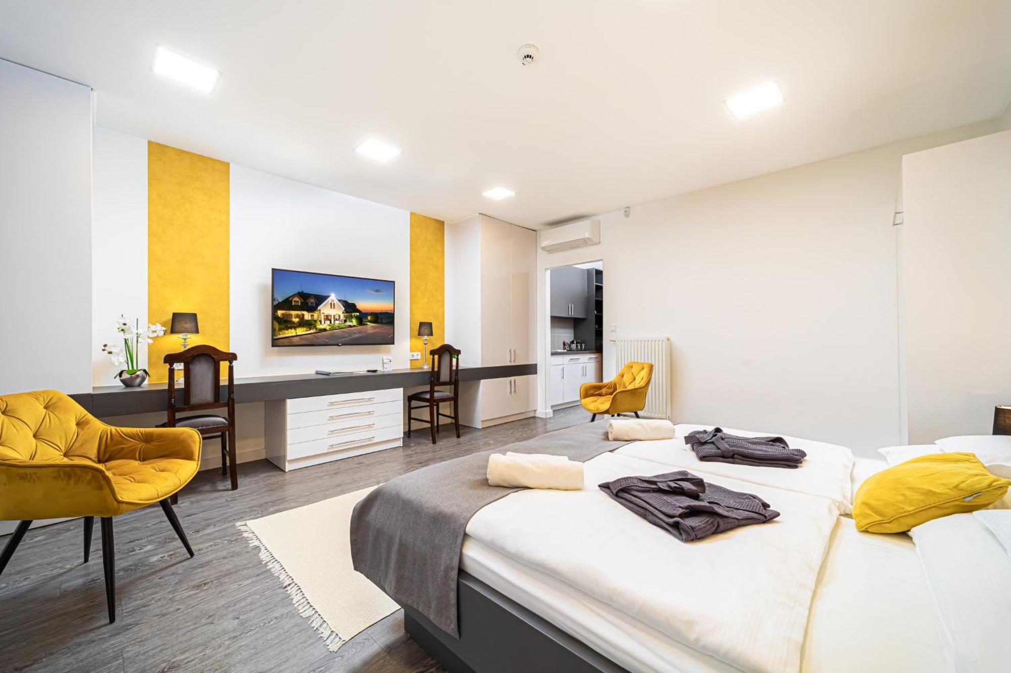 Rigotanya Relax & Wellness Panzio Buekfuerdo Hotel Buitenkant foto