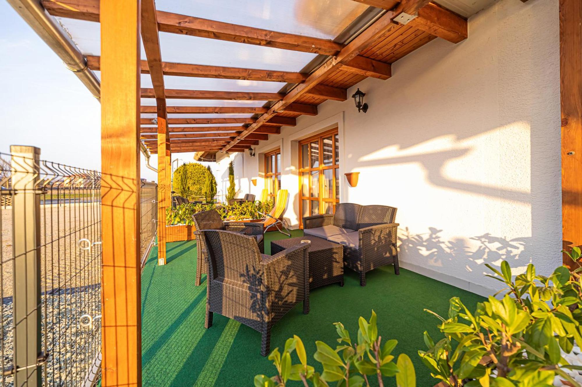Rigotanya Relax & Wellness Panzio Buekfuerdo Hotel Buitenkant foto