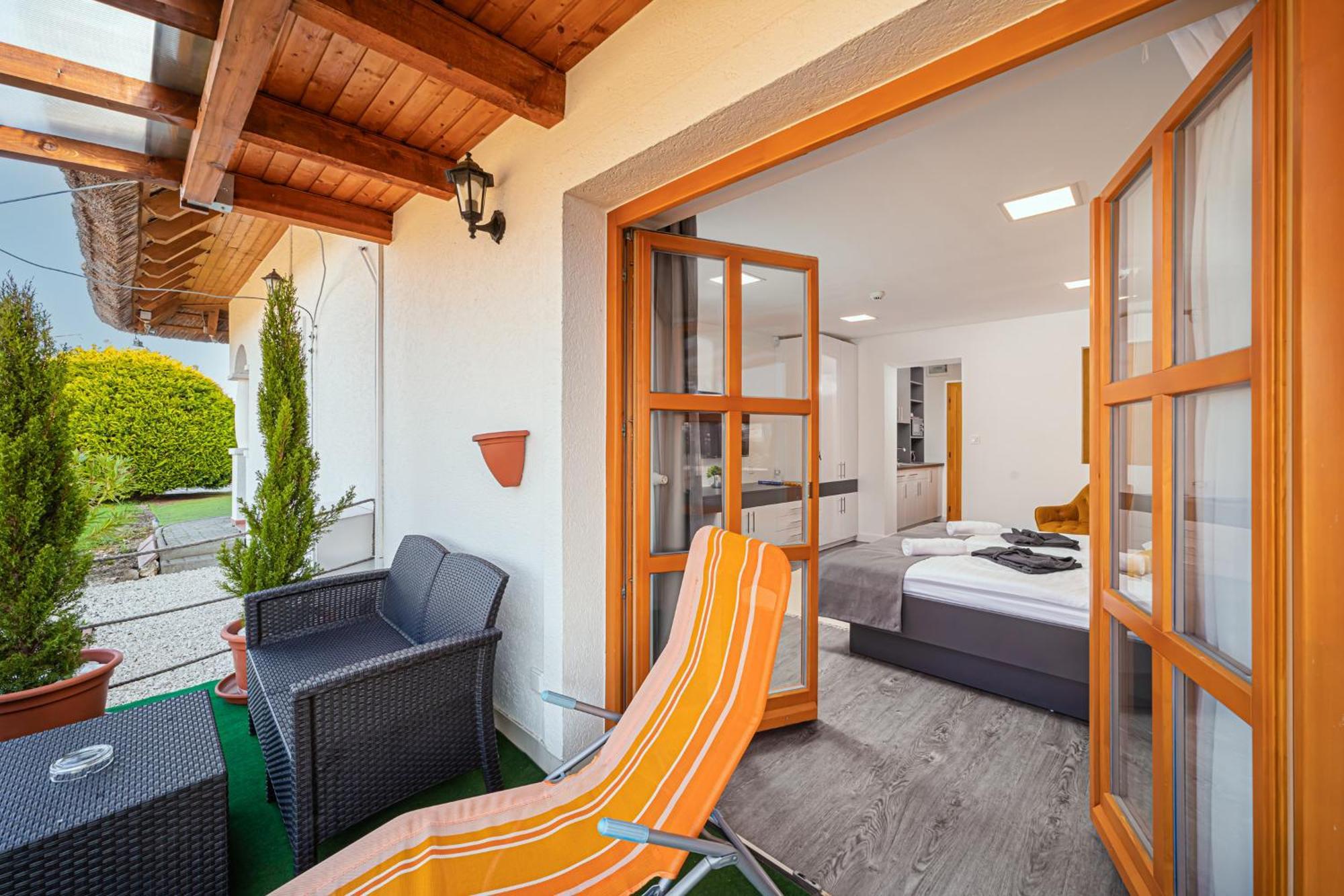 Rigotanya Relax & Wellness Panzio Buekfuerdo Hotel Buitenkant foto