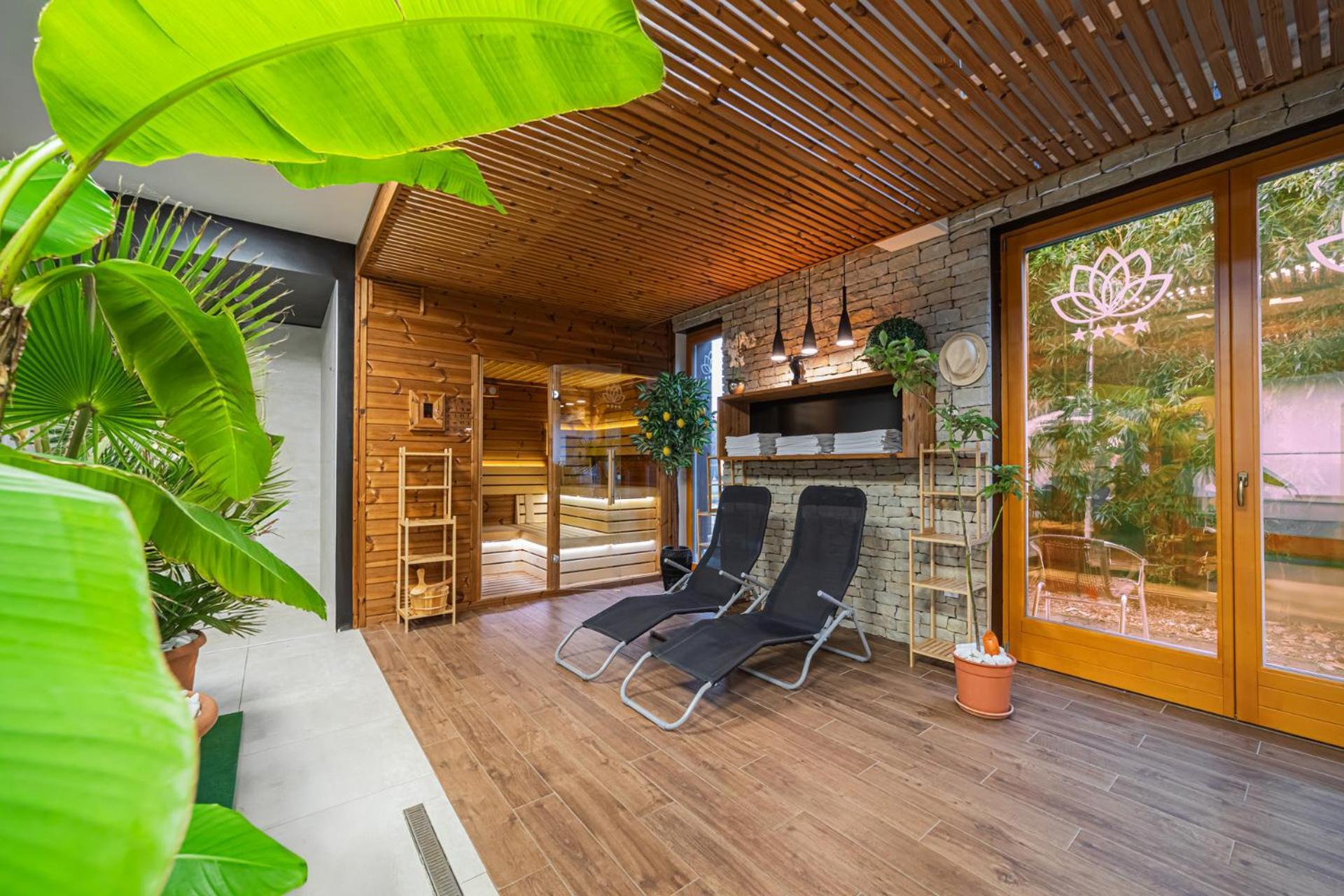 Rigotanya Relax & Wellness Panzio Buekfuerdo Hotel Buitenkant foto